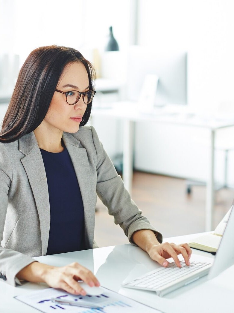 Secretary by computer